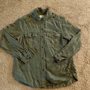 AE Boyfriend Fit Button Down - Military Green